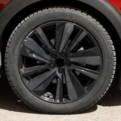 Pneu 3008 : quelle pression et quelle taille choisir ?