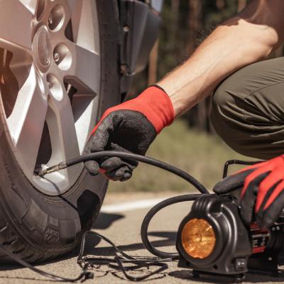 Compresseur pneu de voiture : quel rôle et comment choisir ?