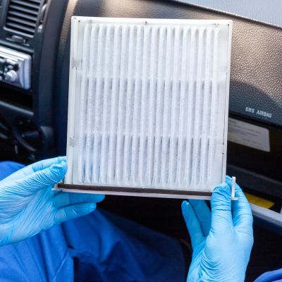 Filtre habitacle 5008 : quand changer et à quel prix ?