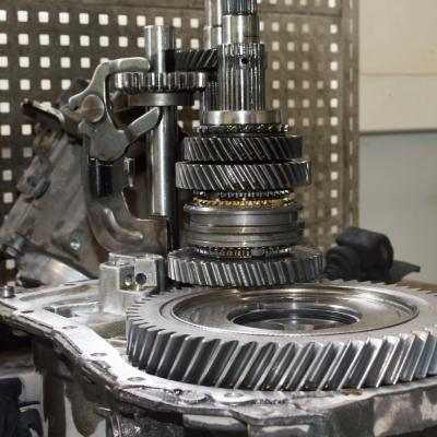 Synchro boite de vitesse : quel fonctionnement et quel prix ?